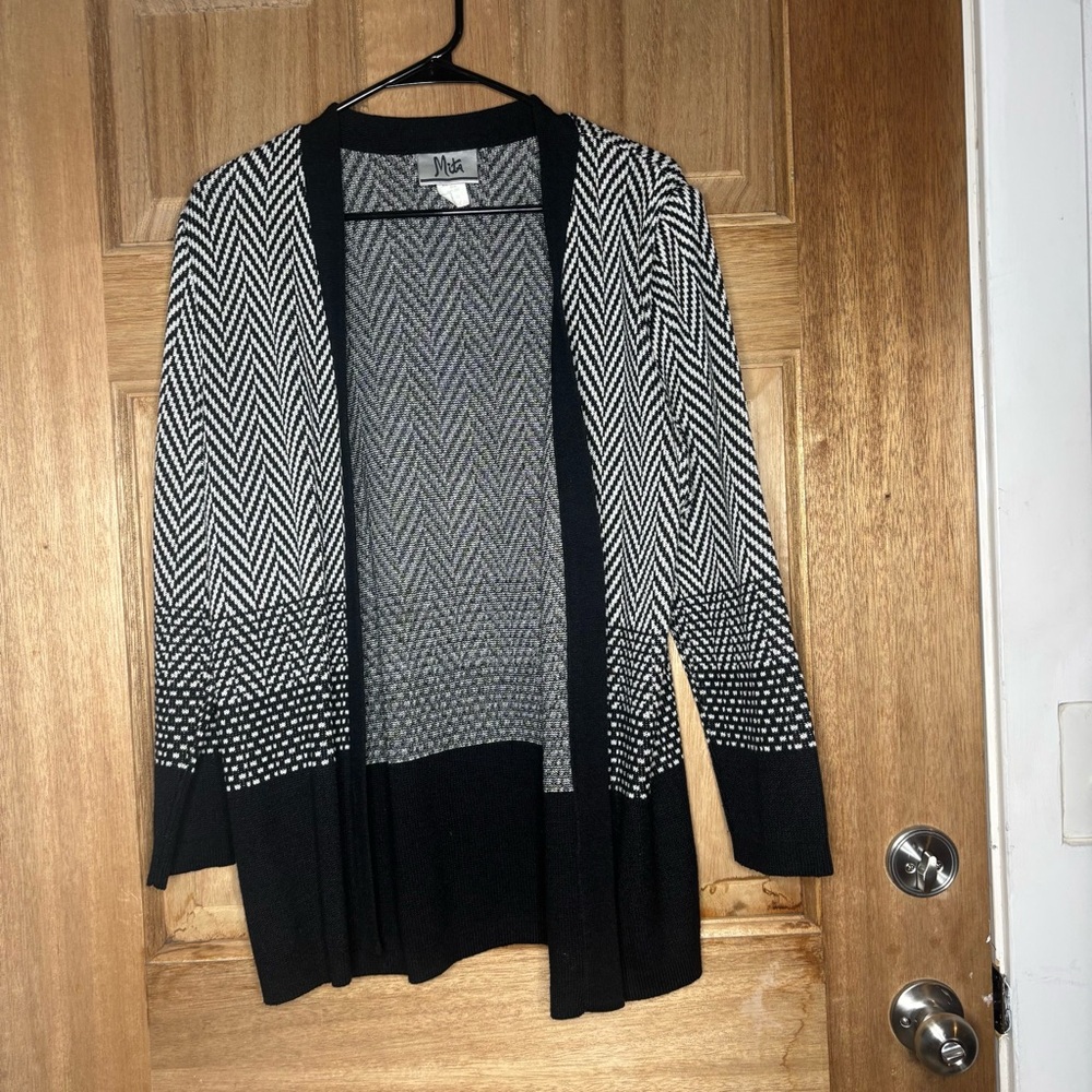 Vintage Mita women’s Black and‎ White Herringbone Cardigan size 10P